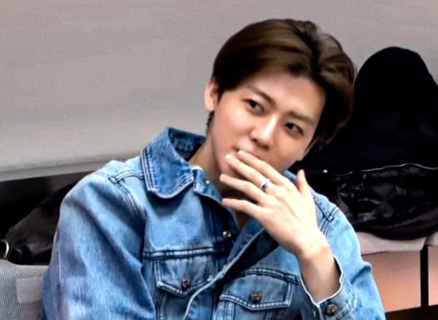 godxfjm's tweet image. หงุดหงิดอะไรครับคุณพ่อสุดที่รัก

วันนี้โดนตำรวจเรียก

ใครกล้าเรียกรถผู้การอะ

คุณไงผู้กอง

เรียกขอเงินเติมเกมเนี่ยนะ

ก็เห็นรถป๊ามาพอดีไง

ที่หลังโทรมาก็ได้ไหม

ค่าโทรมันแพง

แล้วค่าโทรมันแพง

เท่ากระเป๋าหมวยตายิ้มคนนั้นหรือเปล่าผู้กอง