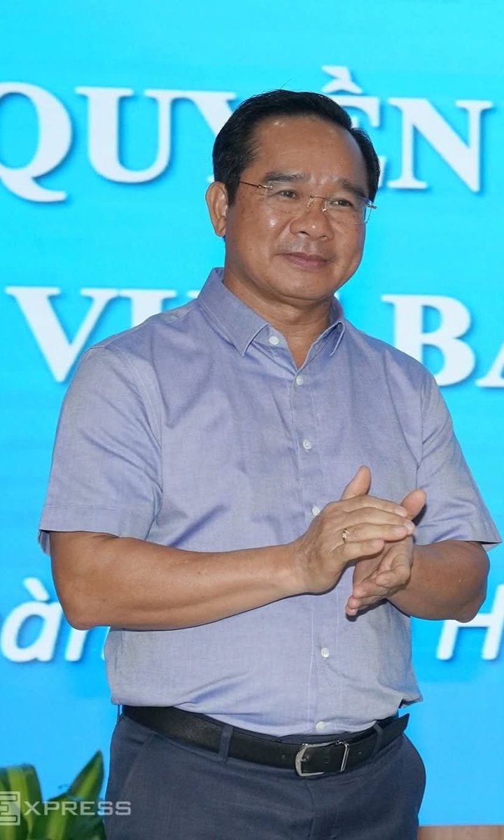 Hoàng tweet media