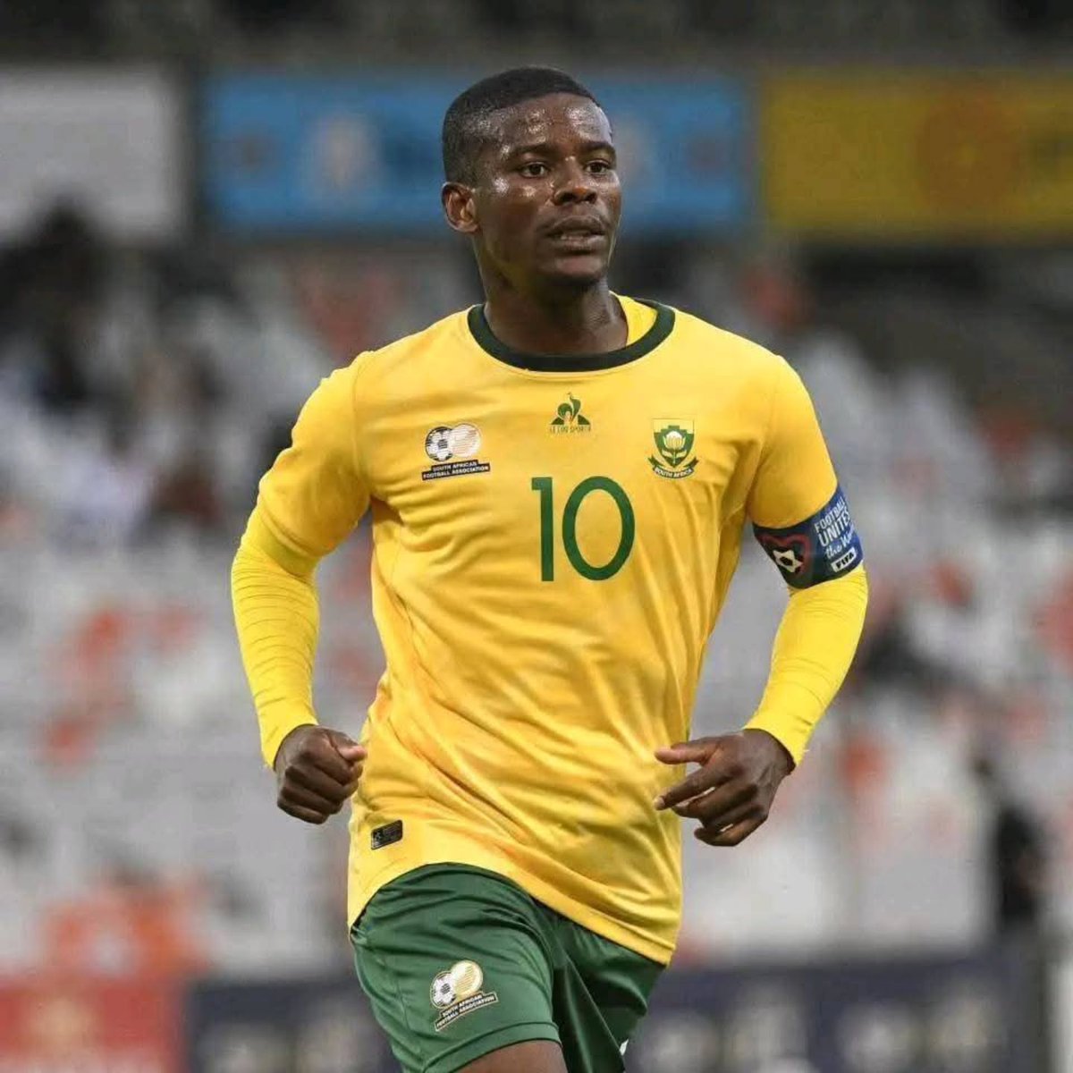 UMEZIONAJE DAKIKA 83 ZA FUNDI, NEO MAEMA V ALGERIA?👇
.
FT: ALGERIA  🇩🇿  1-1 🇿🇦  SOUTH AFRICA 

⚽ Abdennour Iheb Belhocini 28'
⚽ Thabiso Kutumela 45'