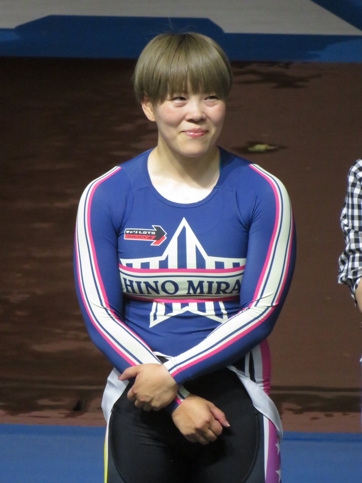 梅川風子選手サイン入りディスクホイール(HED  USA) 発表はいつも突然に……／ふ〜こらむ vol.63 | TEAM RAKUTEN K DREAMS