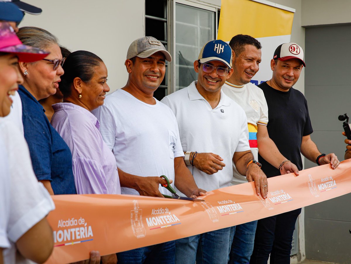 EL INFORMÁNTE CÓRDOBA 👁️🕵🏼♂️ (@elinformantecor) on Twitter photo 21 nuevas familias en Montería ya tienen casa propia gracias al programa Montería Vive con Vivienda, liderado por el alcalde <a href="/kerguelenhugo/">Hugo F. Kerguelen G.</a>
El alcalde de Montería, Hugo Kerguelén García, continúa haciendo realidad el sueño de cientos de monterianos de tener una vivienda digna. 21 nuevas familias en Montería ya tienen casa propia gracias al programa Montería Vive con Vivienda, liderado por el alcalde <a href="/kerguelenhugo/">Hugo F. Kerguelen G.</a>
El alcalde de Montería, Hugo Kerguelén García, continúa haciendo realidad el sueño de cientos de monterianos de tener una vivienda digna.