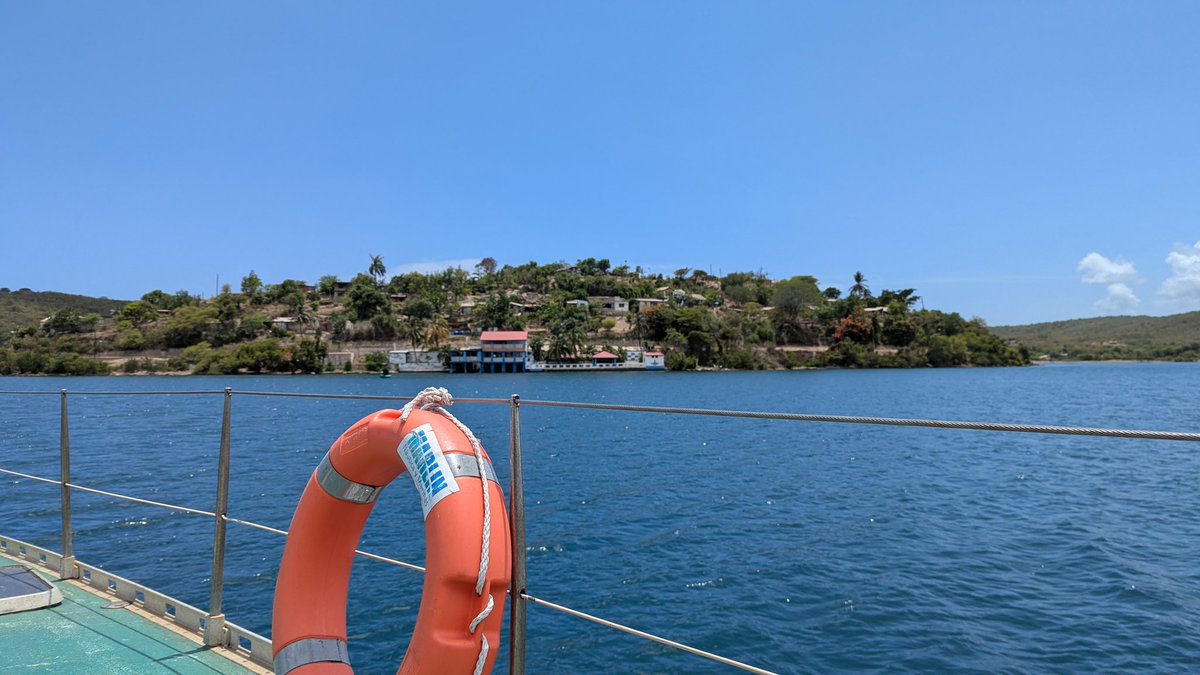 palmares_stgo's tweet image. Restaurante El Cayo, ubicado en #CayoSmith, pequeño islote en la **Bahía de Santiago**, conocido por su belleza natural, aguas cristalinas y arrecifes de coral.
#aventuraconpalmaressantiago 
#santiagodecuba