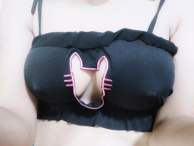 テレビでやってたけど、女子の半分は見せたい願望あるらしいよ？ 信じないなら、ここで自分の目で確かめてみ？無料ポイントあるし ⇒ tinyurl.com/yrvnwxcs こんな感じのイメージ↓↓↓