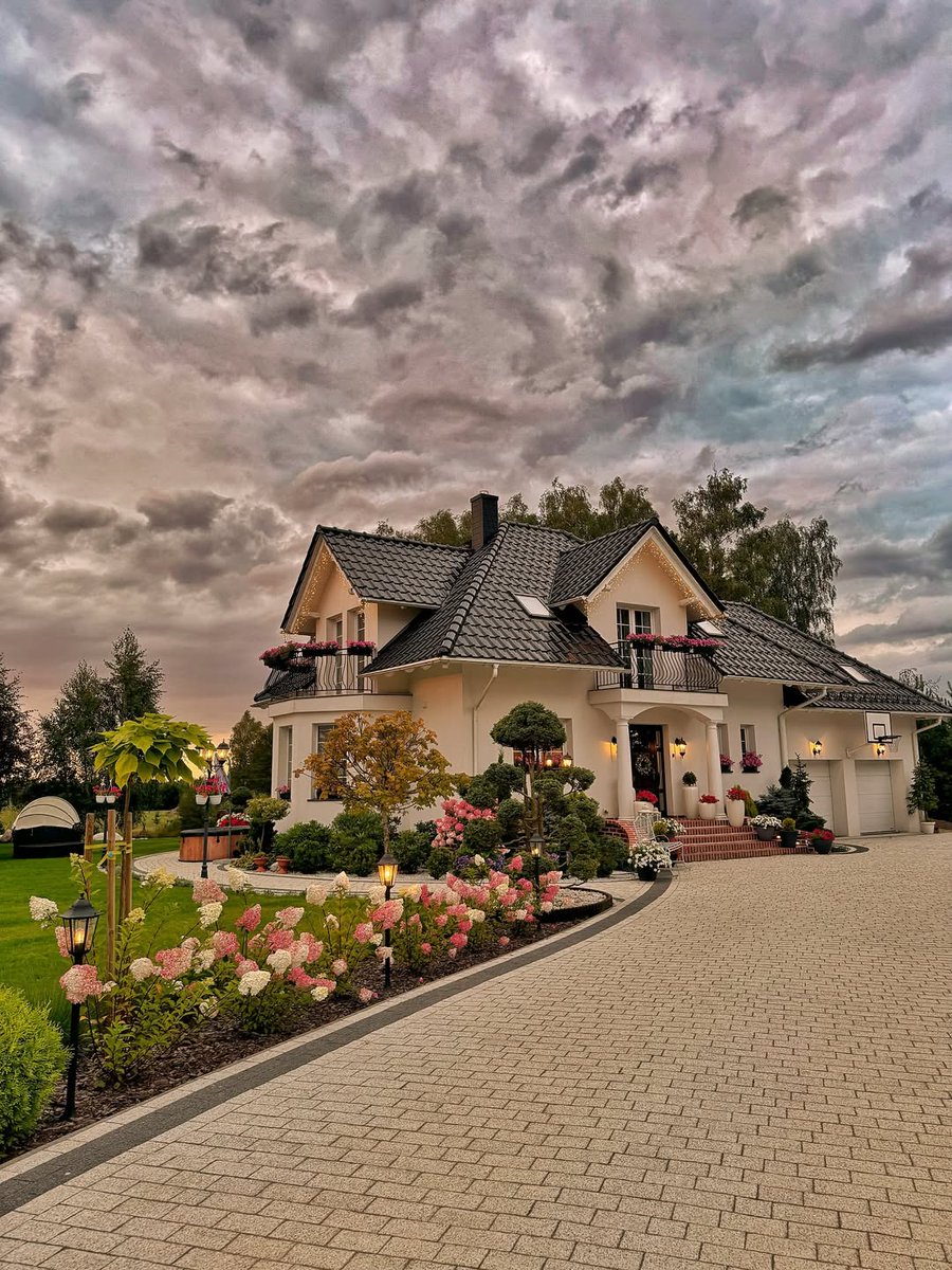 This roof                     or  that roof
