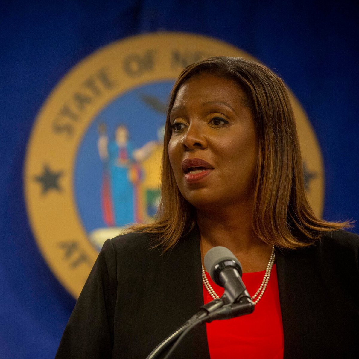 TheOnlyEsta's tweet image. DOJ opens grand jury investigation into Letitia James tied to Trump civil case.

I will support her 100% moving forward‼️

Will YOU?             YES or NO