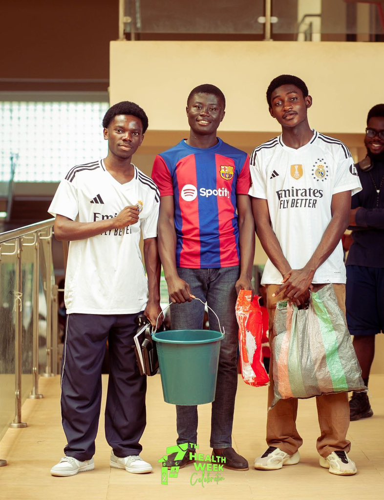 msa_ucc's tweet photo. They said ‘bring anything but a bag’ and we understood the assignment! #repyourjersey https://t.co/c4v2P0Dx1g