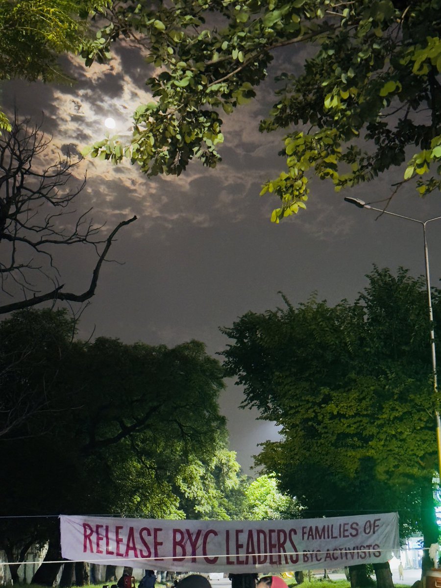 sadiabalochssb's tweet photo. The moon watches in silence, a witness to the unheard grief of Baloch mothers, whose cries for their missing loved ones echo in the shadows of state oppression.
As the 24th day of the Islamabad sit-in concludes , our resolve for justice remains unbroken
#ReleaseBYCLeaders https://t.co/4VXYmBVC0K