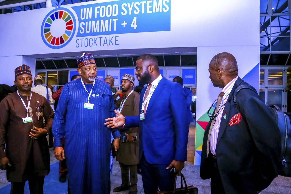 ayo sotinrin tweet media