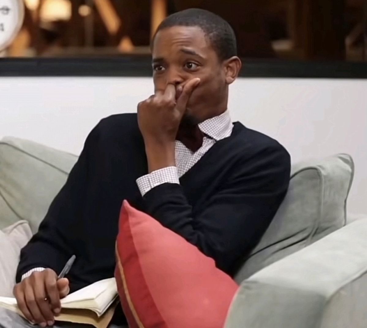 algreeves's tweet image. notice how NONE of the cast members have posted anything about umbrella academy anniversary lmao they hated it sm