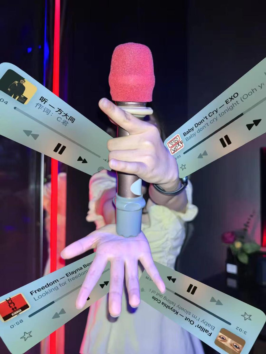 之前我一直想去KTV玩，但是苦于囊中羞涩

今天去KTV，随便选了个包厢，

进去就说:“你好，我是隔壁包厢的，玩大冒险输了惩罚是过来唱一首歌。"

结果，

我唱了大概十几个包厢，还免费喝了好多酒！

还加了好几个小伙子的联系方式。

今天就先这样吧，

喝得差不多了明天再战