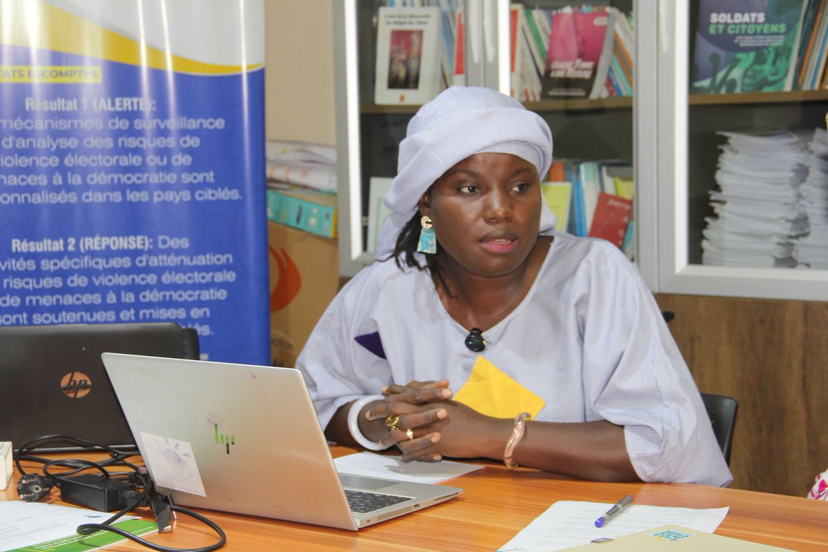 Séance de mentorat organisée par le programme Femme, paix et sécurité dans le cadre de la journée panafricaine de la Femme. Cette séance se veut un espace d'échange et d'apprentissage intergénérationnel, où les talents féminins sont nourris, accompagnés et renforcés.