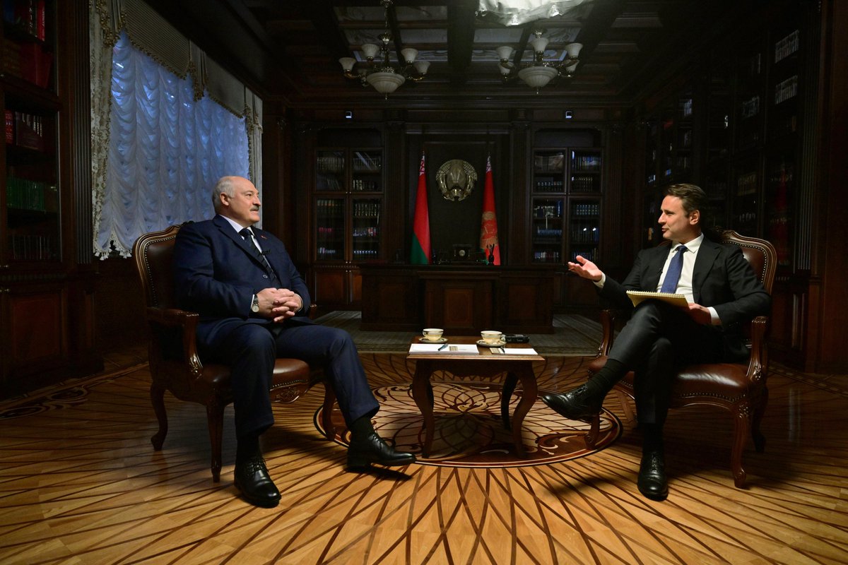 NEW: The strange road to Trump's summit with Putin wound through Belarus, where Lukashenko served as a backchannel between the White House and the Kremlin. 

I interviewed him in Minsk and spoke to over a dozen U.S. and European diplomats to understand how it worked. 1/