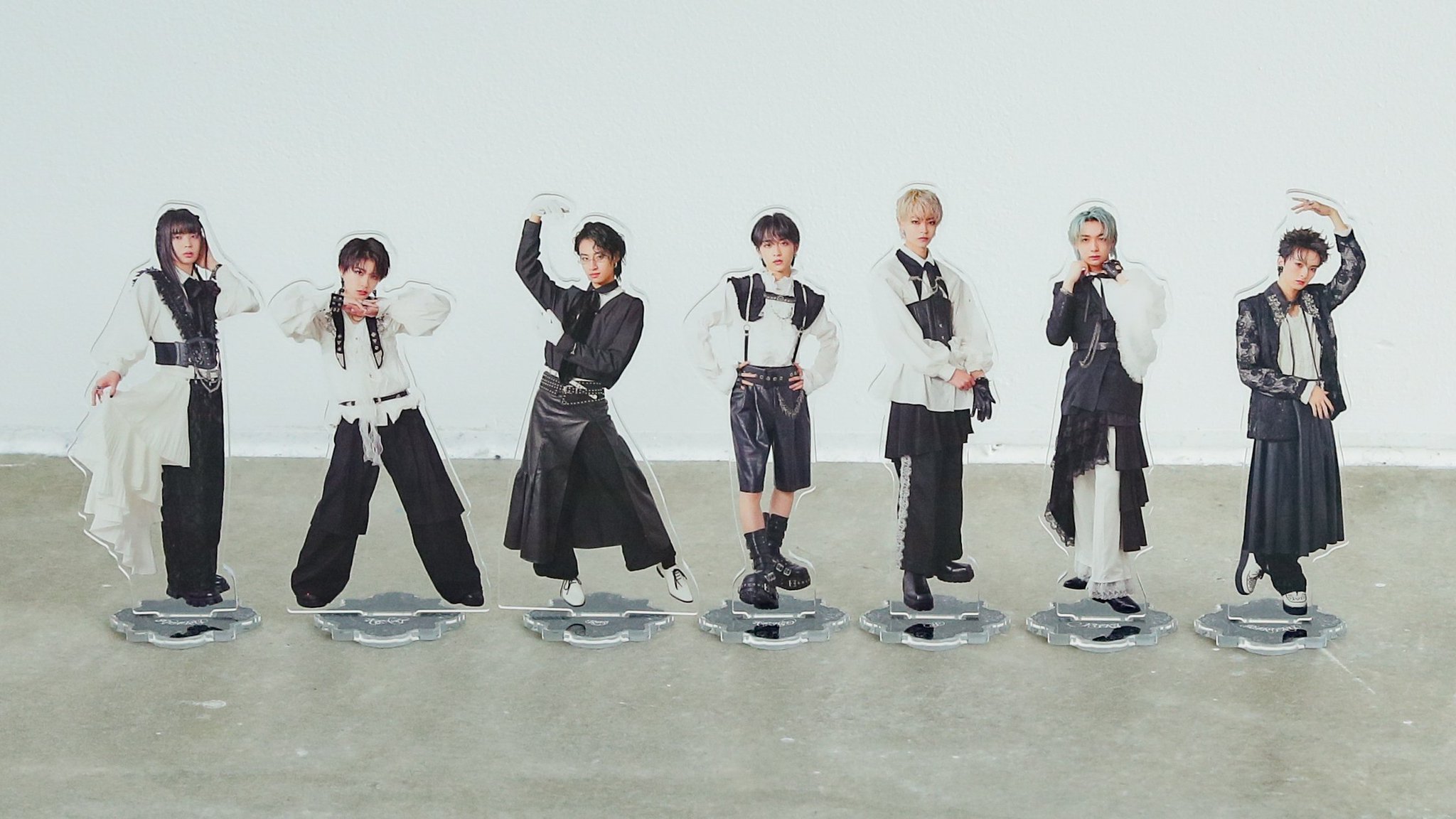 龍宮城　WALTZ　アクリルスタンド　集合トレカコンプ 公式】龍宮城×龍TUBE POP-UP STORE 2025 on X