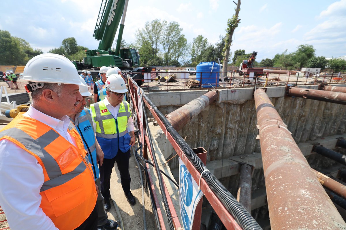 🚇 Körfezray’da dev adım!

Kocaeli tarihinin en büyük raylı sistem projesinde tünel kazıları başlıyor!

Her biri 100 metre uzunluğunda, 7 metre yüksekliğinde ve 670 ton ağırlığında olan dev tünel açma makinelerimiz Körfezray için Kocaeli’ye geldi.

📍 İlk 2 TBM (Tünel Açma