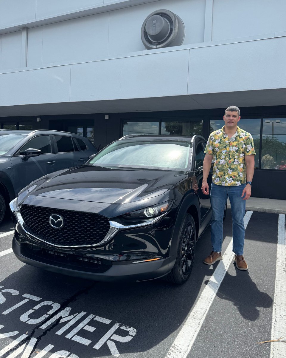 New Mazda owners driving the streets of Jax! 🎉

Congrats to Eric, Jennifer, and Brett on their newest purchases. Enjoy every mile!

#TomBush #Mazda #NewCar #MazdaDealer