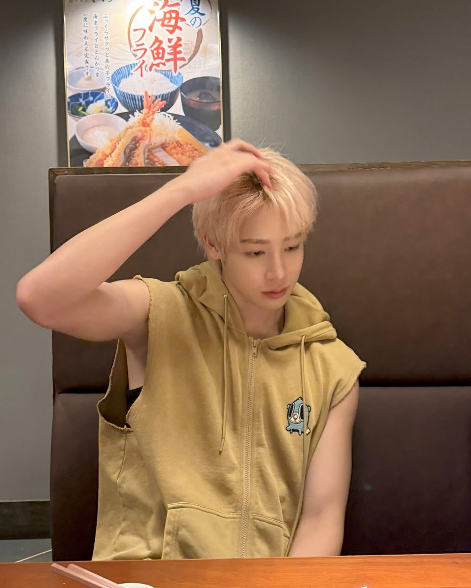 WITHUNTER_'s tweet photo. [📷] 190725  • INSTAGRAM POST

@xikers_official instagram update feed 'HUNTER' (헌터) 📸

🐺 : Japan
with song : RM - Tokyo

🔗 https://t.co/84E1GlEJ95

(1/3🔽)
#Huntagram #xikers #싸이커스 #Hunter #헌터 @xikers_official https://t.co/EVhRMEjUts