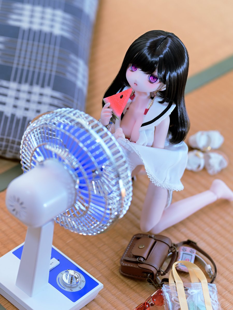 【拡散希望】
9月も #びぃ式撮影会 します！📸✨

場所はふぁーちゃ様で
・9/27(土) 12:30～16:30【参加費800円～】
・9/28(日) 10:00～18:00【参加費833円～】
※詳細はTwiPlaをツリーで繋げます

よろしくお願いします🙏✨
#きな娘 #SALA造形ウィッグ #BorderlineToybox #snows_room #今日のみとは