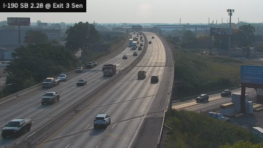 A #Buffalo I-190 North #TrafficAlert - minor accident 190 north just before Seneca Street blocks the right shoulder - use caution approaching that area