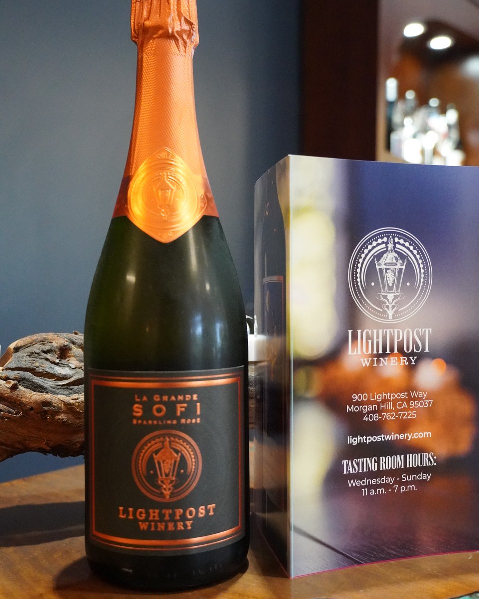 TalWines's tweet image. A refined sparkling wine with citrus notes, hints of apple, and warm bread. Creamy, velvety, and touched with minerality and vanilla for a truly elegant sip.

A part of your every purchase goes to the Touch-A-Life Foundation! 👉 bit.ly/4mricAi

#sparklingwine #finewine