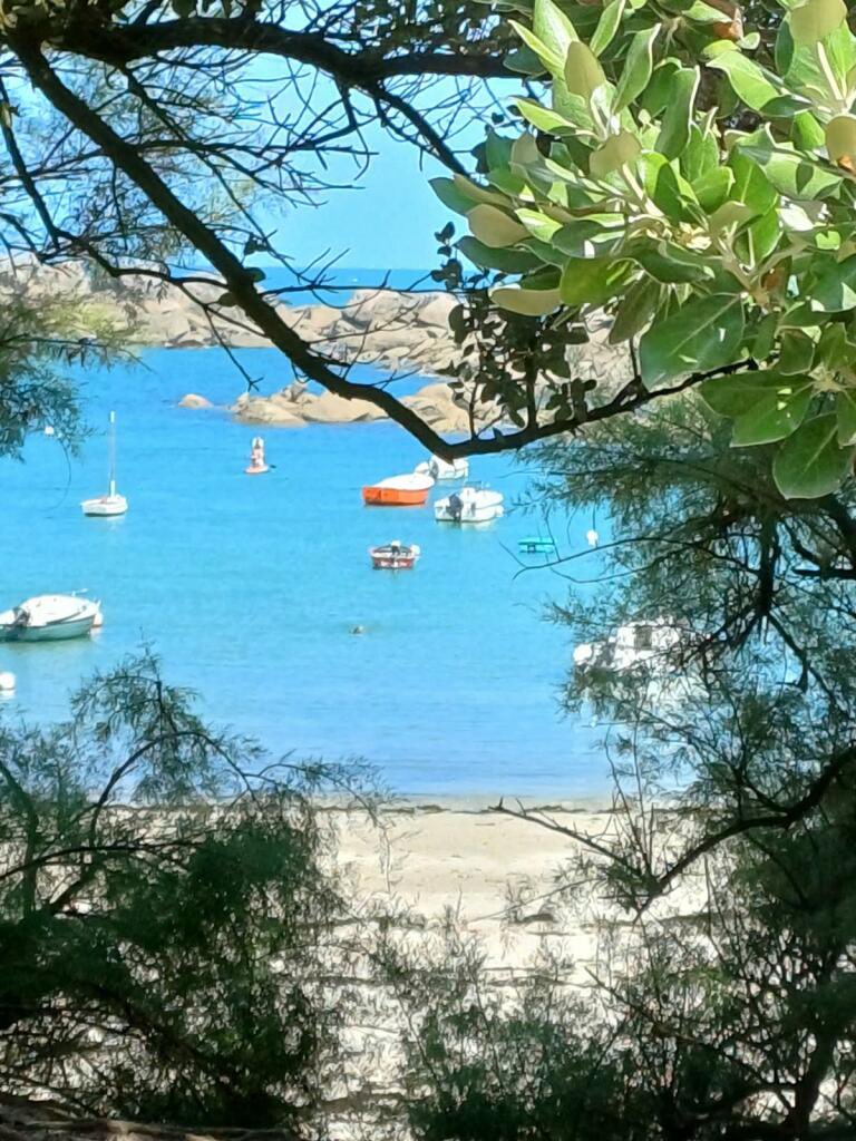 <a href="/Goulven_roudaut/">Goulven Roudaut</a> En allant à Kerlouan de Meneham