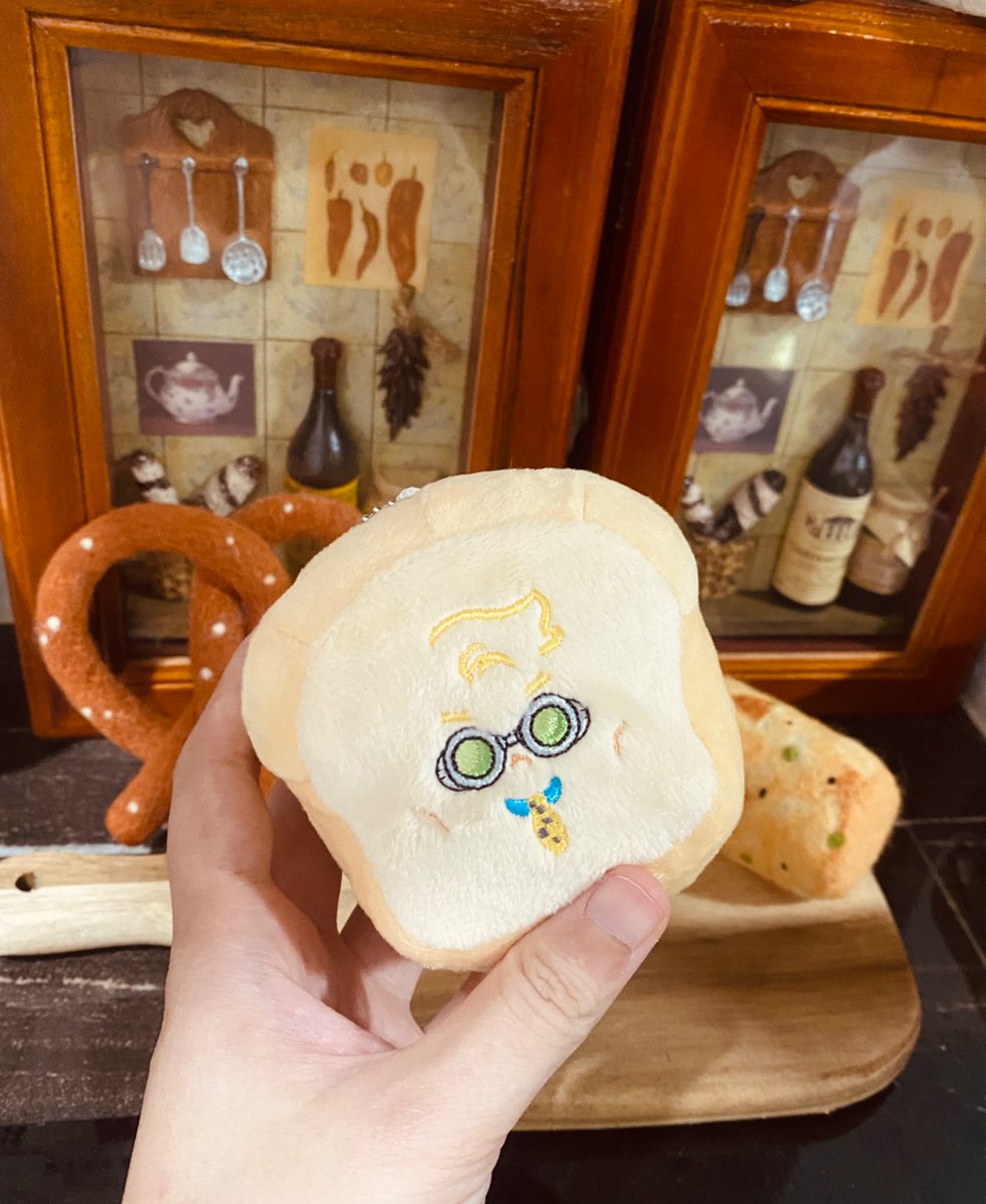 000ctopal's tweet image. 📣RT appreciated✨
JJK stock sale🍞🐟
Bread Nana and Mena now available in homu website along with the other product 
-&amp;gt; link : homu.in.th/?product_cat=&amp;amp;…

Or if you are interested in other JJK fanmade sale, you can see the catalog here and order via DM

drive.google.com/drive/folders/…