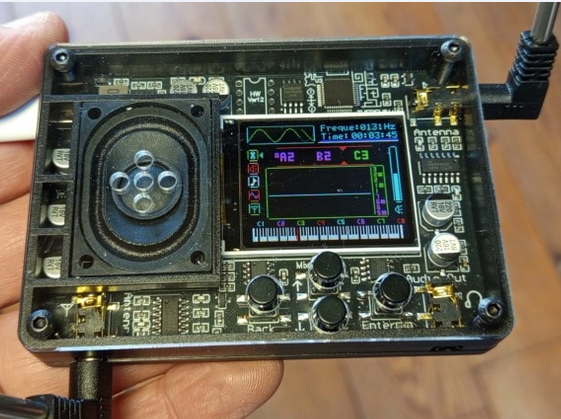 Mixer Geek Theremin+ Low-Cost Music Synthesizer (Review) -  elektormagazine.com/review/mixer-g… via <a href="/Elektor/">Elektor</a>