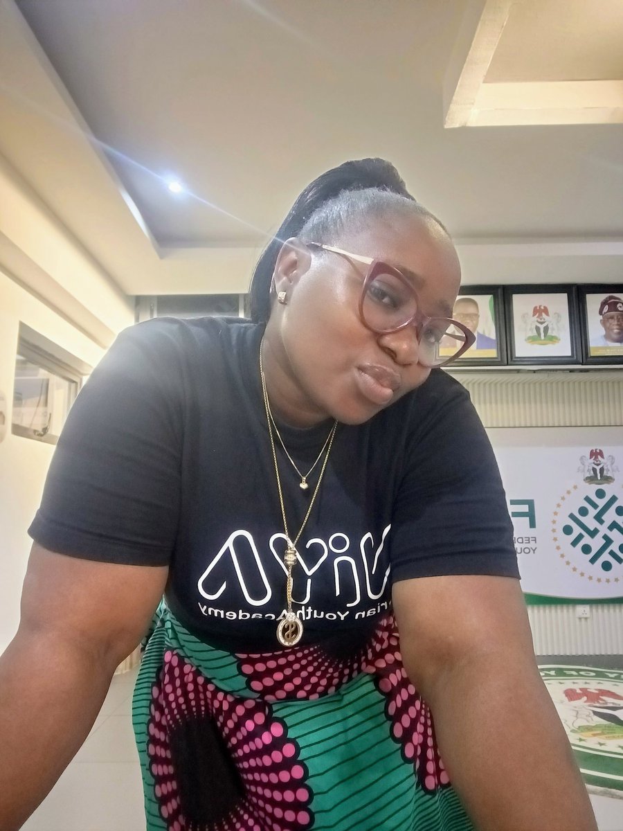 KennyolaNYCNpro's tweet photo. "Don't tell me what they said about me,
Tell me why they felt comfortable to say it around you."
Happy weekend Famz ๐
#KennyolaSpeaks
#SSAGenderMatters
#KEEPTAKINGAFFIRMATIVESTEPS
#StillRising
#SheRepresents
#reservedseatbill https://t.co/AtzEX81ptn