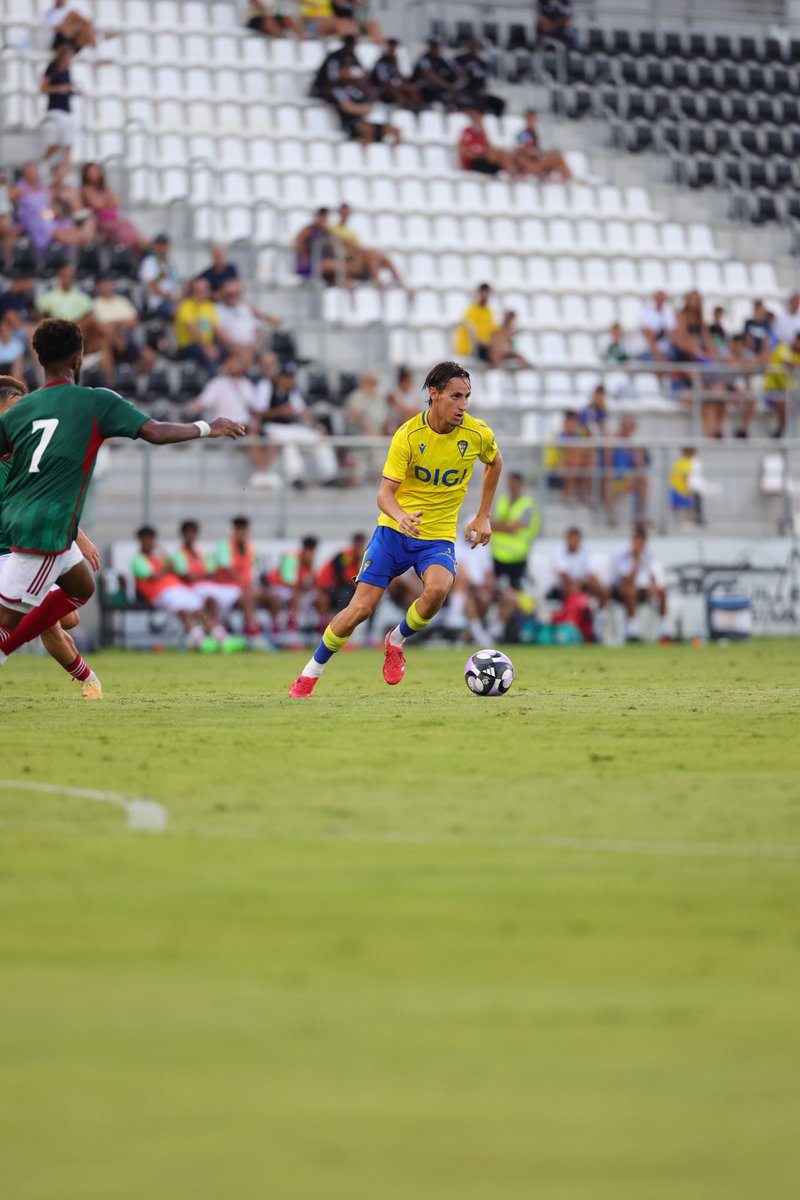 Ultimando la pretemporada.
Seguimos trabajando para lo que viene!💪🏼💛💙
Fe en Dios🙏🏼