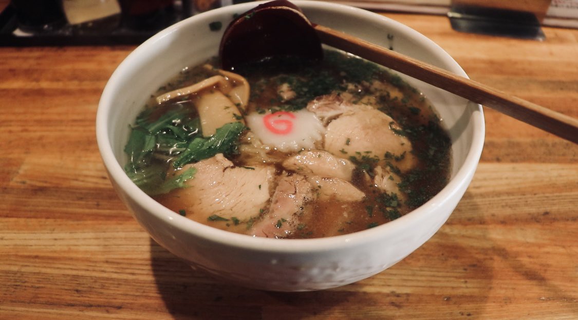 kasukabeedaa7's tweet photo. 爽やかさ感じる会津ラーメン和さんの青じそチャーシュー麺
#かすかべプラスワン #会津ラーメン和 https://t.co/Zj3S8AGqdQ