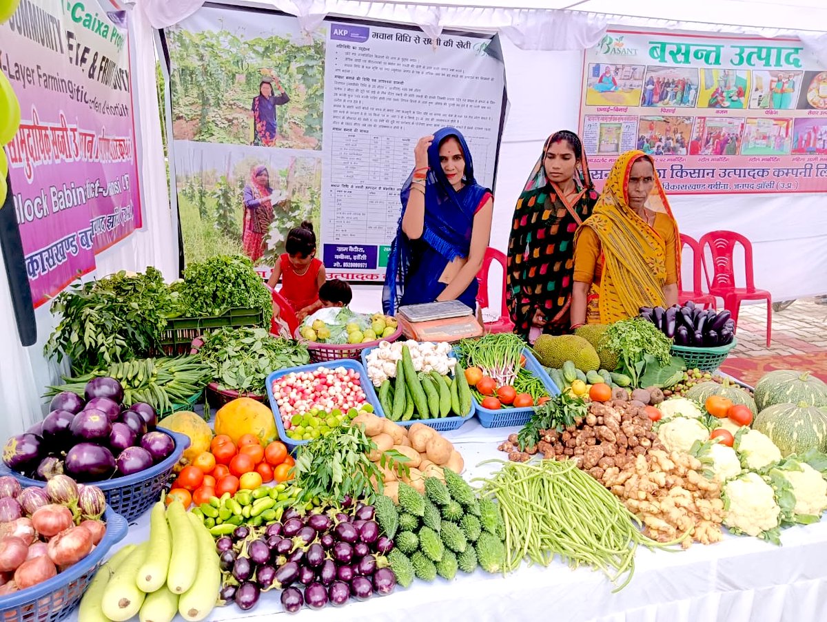 Sandeep Chachra (@sndeep) on Twitter photo Last week we organised a Women Entrepreneurs Meet in #Babina #Jhansi where more than 1500 women farmers, government officials, <a href="/BasantFPO/">Basant Women FPO</a>, CBOs & media representatives came together to celebrate & honour the collective livelihood advances made by women workers of the district. Last week we organised a Women Entrepreneurs Meet in #Babina #Jhansi where more than 1500 women farmers, government officials, <a href="/BasantFPO/">Basant Women FPO</a>, CBOs & media representatives came together to celebrate & honour the collective livelihood advances made by women workers of the district.