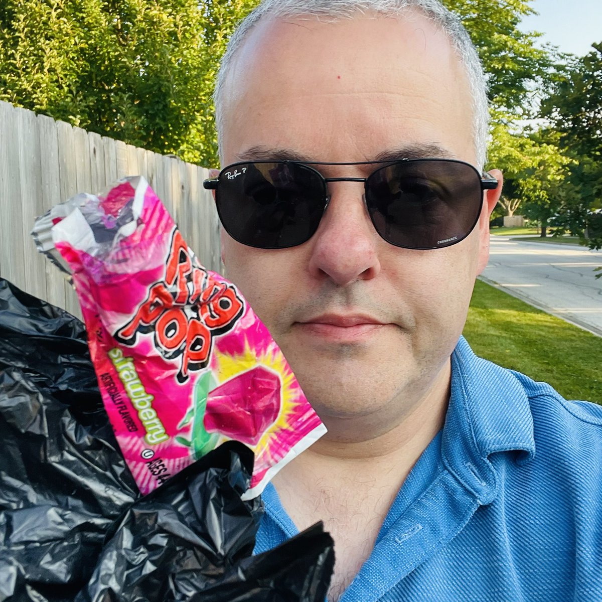 WorkforceJames's tweet photo. 3,000-day #litterchallenge Day 1,262: With this ring, I thee led … to the proper bin.
Pickup: #RingPop
🌎🚮🗑️🐶😎✋💚 x72
#AtLeastOneaDay #OreotheDog https://t.co/V4FwvXJfSR