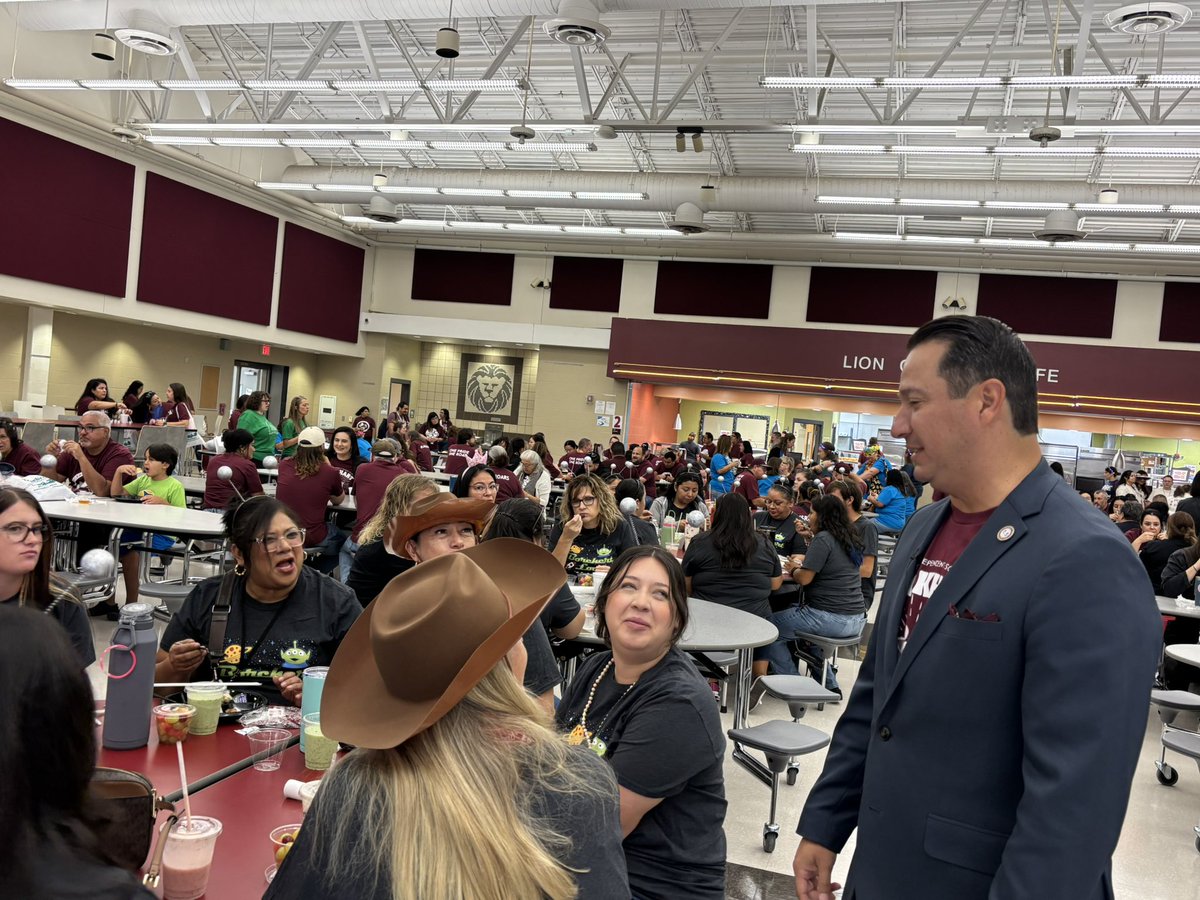 Lockhart ISD tweet media