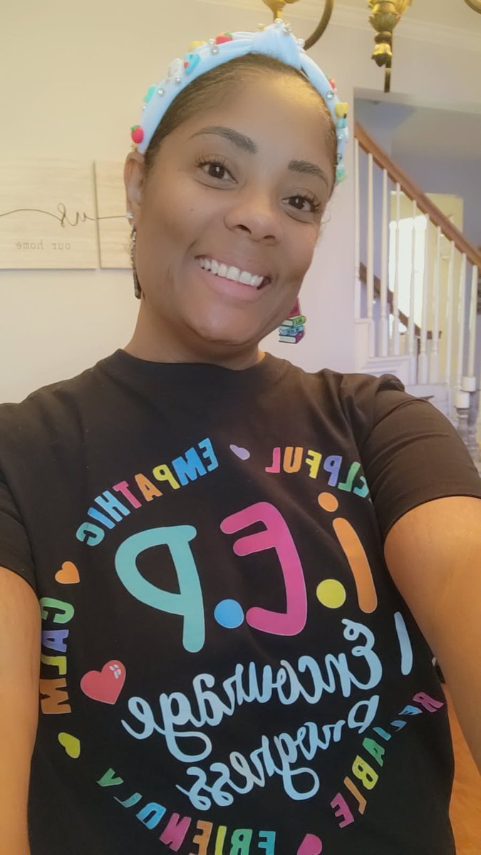TheresaHamiton's tweet image. .@NIETteach South-Central Team is ready to start this year as we celebrate #BackToSchoolLearning.
This team always understands the assignment. 
Building educator excellence is what we do.
ExcellenceisnotEasy
@ChristinaHulin
