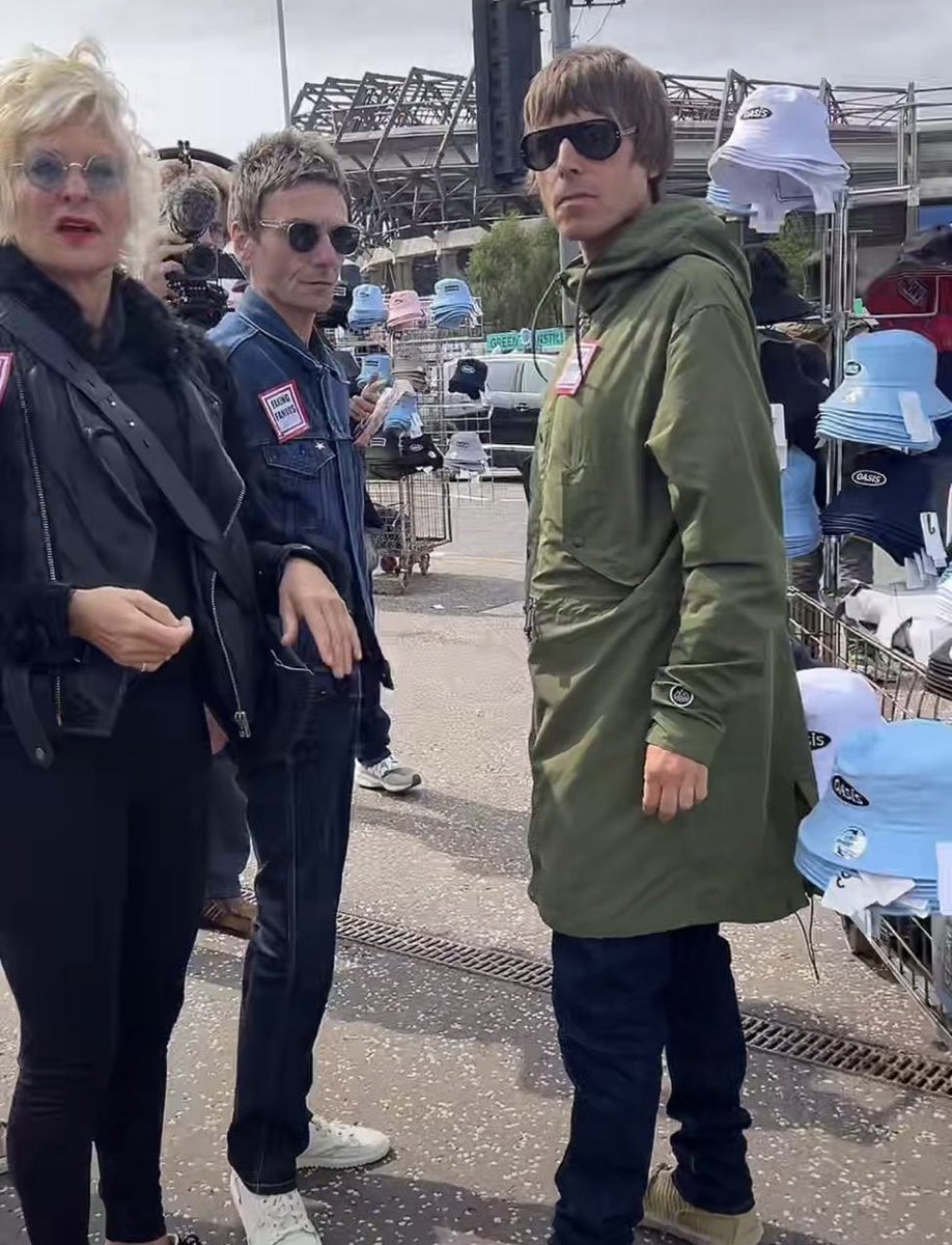 Liam Gallagher Fans Club tweet media