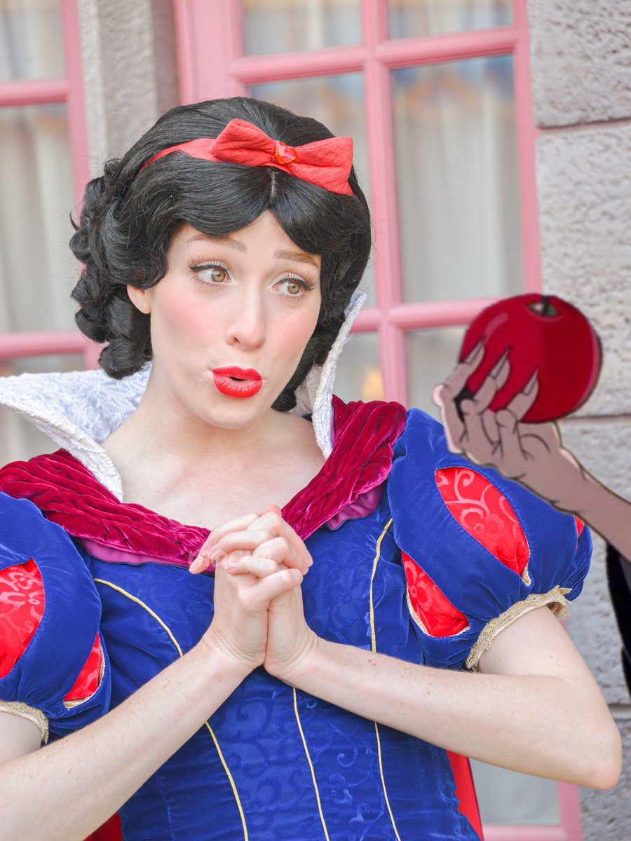 mocha_0710's tweet photo. 白雪姫🍎🎀
#ディズニーランド #ディズニー好きな人と繋がりたい #Princesssnowwhite #tokyodisneyland #白雪姫 https://t.co/WC0Mc1TP74