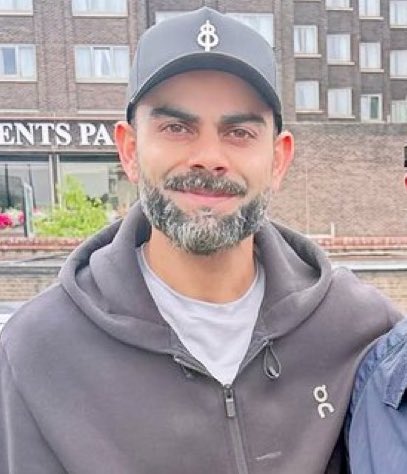 Dhruv_Axom's tweet image. भाई समझा कर, डाई करने से बाल और जल्दी सफेद हो जाएंगे।

#DontJudgeMe