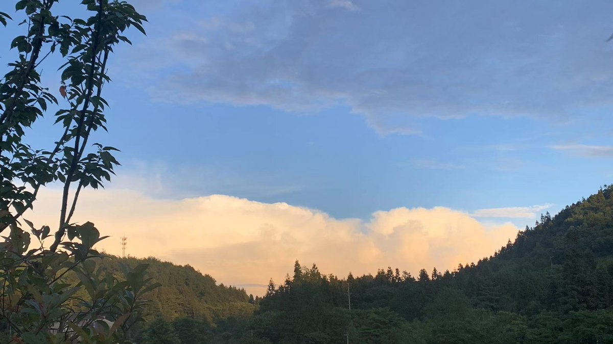 s2222bob's tweet photo. 远山！ https://t.co/vtoHviA0dP
