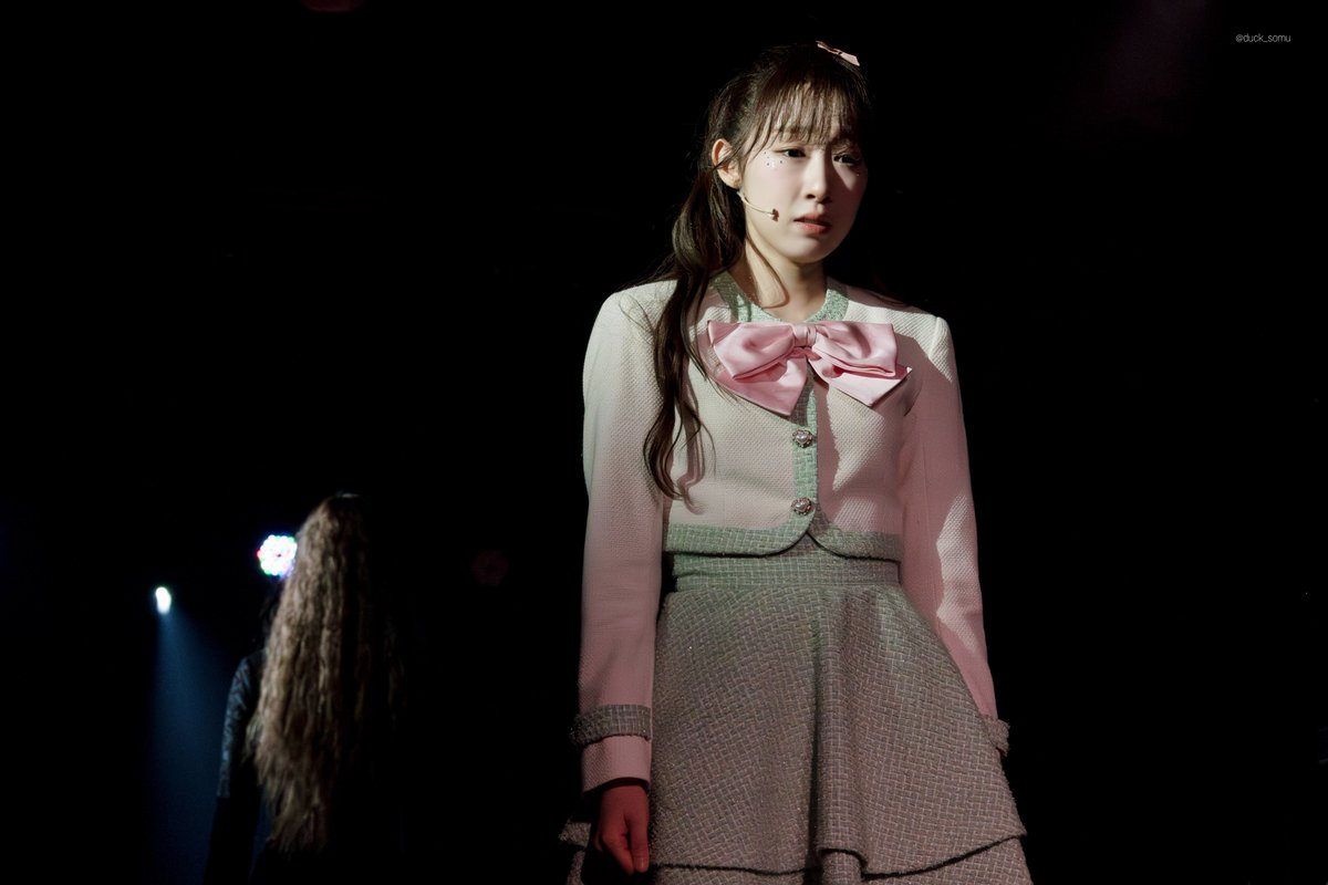 250731 번더위치 스페셜커튼콜
마마 #정연 배우님
러브 #박수빈 배우님

'이제 너, 세상 밖으로 다시나가봐. 두려워할 것 없을거야'
'마녀수업 끝.'