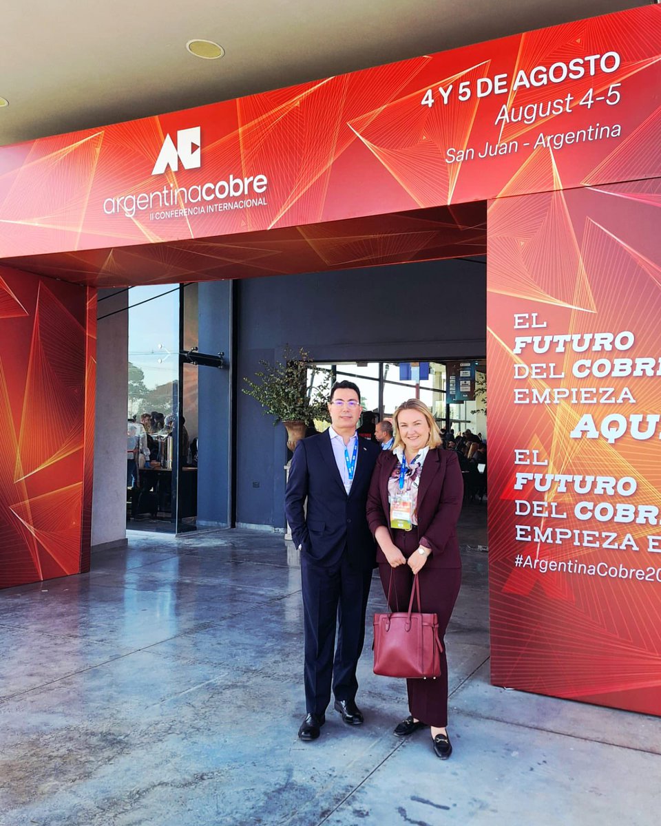 PLenArgentina's tweet photo. 🇵🇱fortalece lazos con🇦🇷con el Gobierno de la provincia de San Juan, abriendo perspectivas para una cooperación duradera y fructífera en el desarrollo del sector minero. 

✅Conferencia Argentina Cobre 2025
✅Reuniones para generar vínculos estratégicos para futuras inversiones https://t.co/NDvDe7kymq