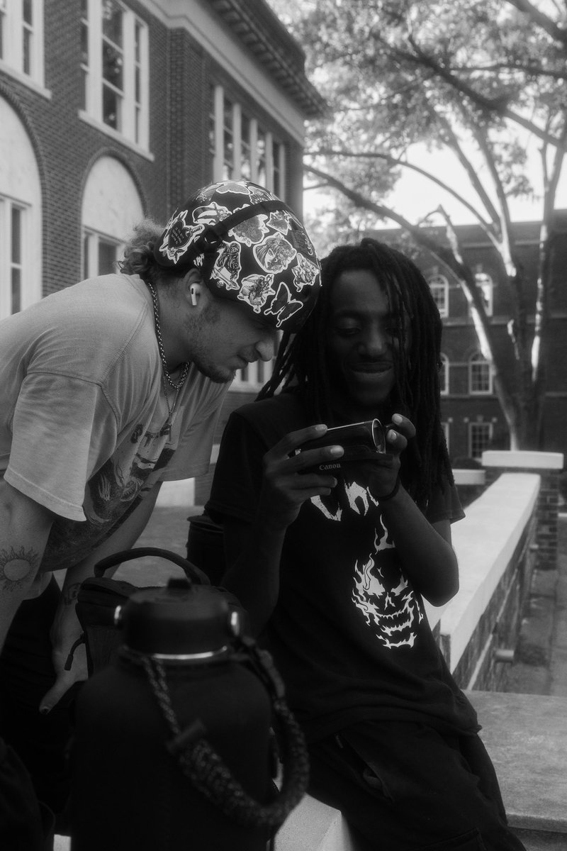 1004skateboards's tweet image. They copy, copy like 10-4. 

•
•

Day 7 on today of our 1004 Trip! 

•
•

Big shout out to Nate again for the flicks!!! Get at him people!!! 📸