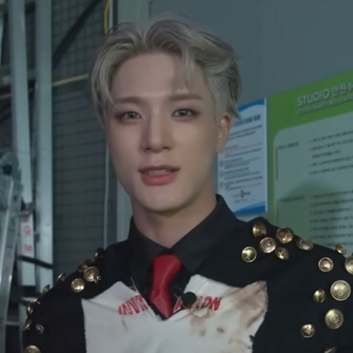 zlzhhh2's tweet image. 제노 얼굴