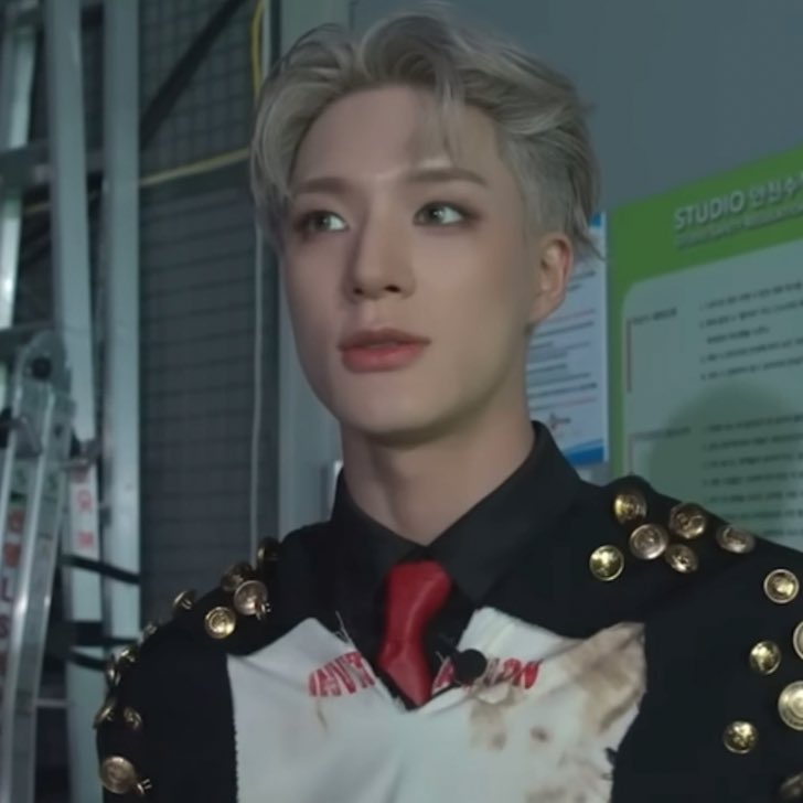 zlzhhh2's tweet image. 제노 얼굴