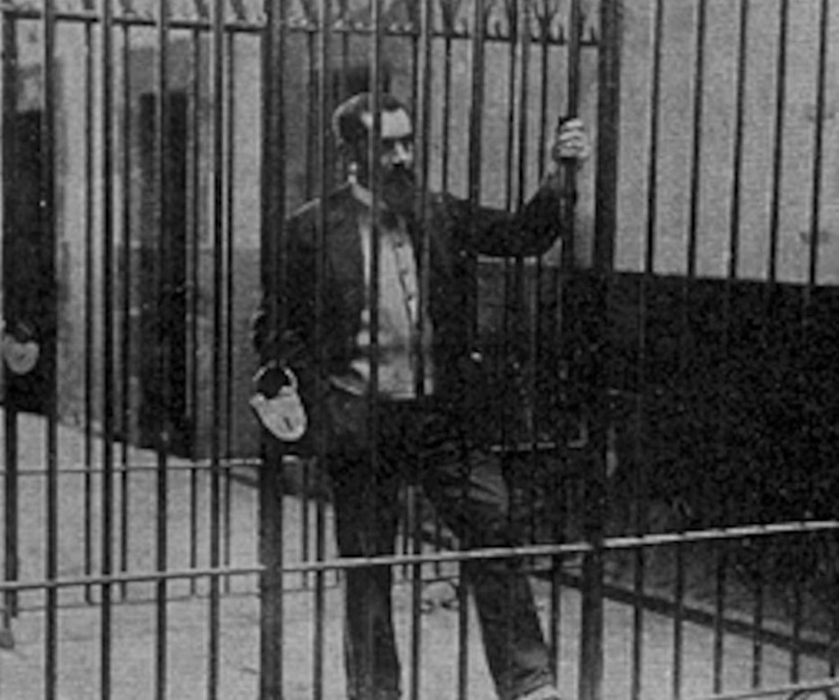 Sabino Arana, el chalao este era de centro izquierda, ahora cuadra todo. 😵‍💫