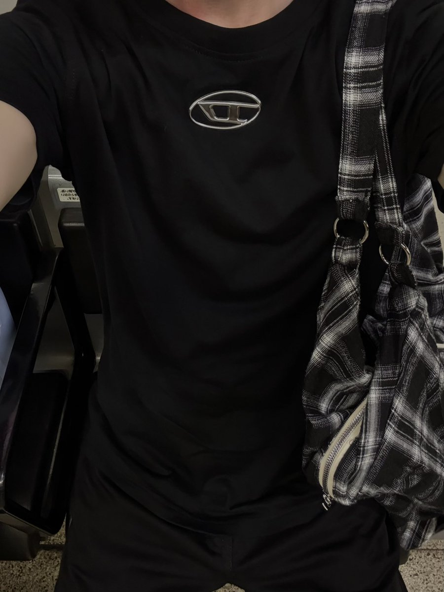 伊 (@_____iam26_____) on Twitter photo 