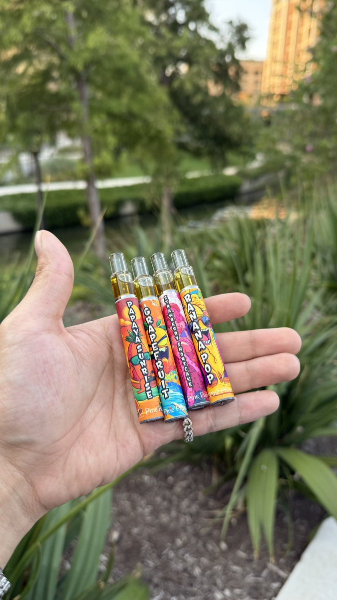 friday morning vibe ❤️‍🩹