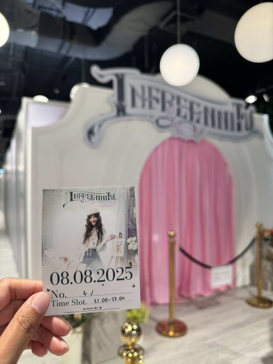 thatgirl_rona³⁹ tweet media