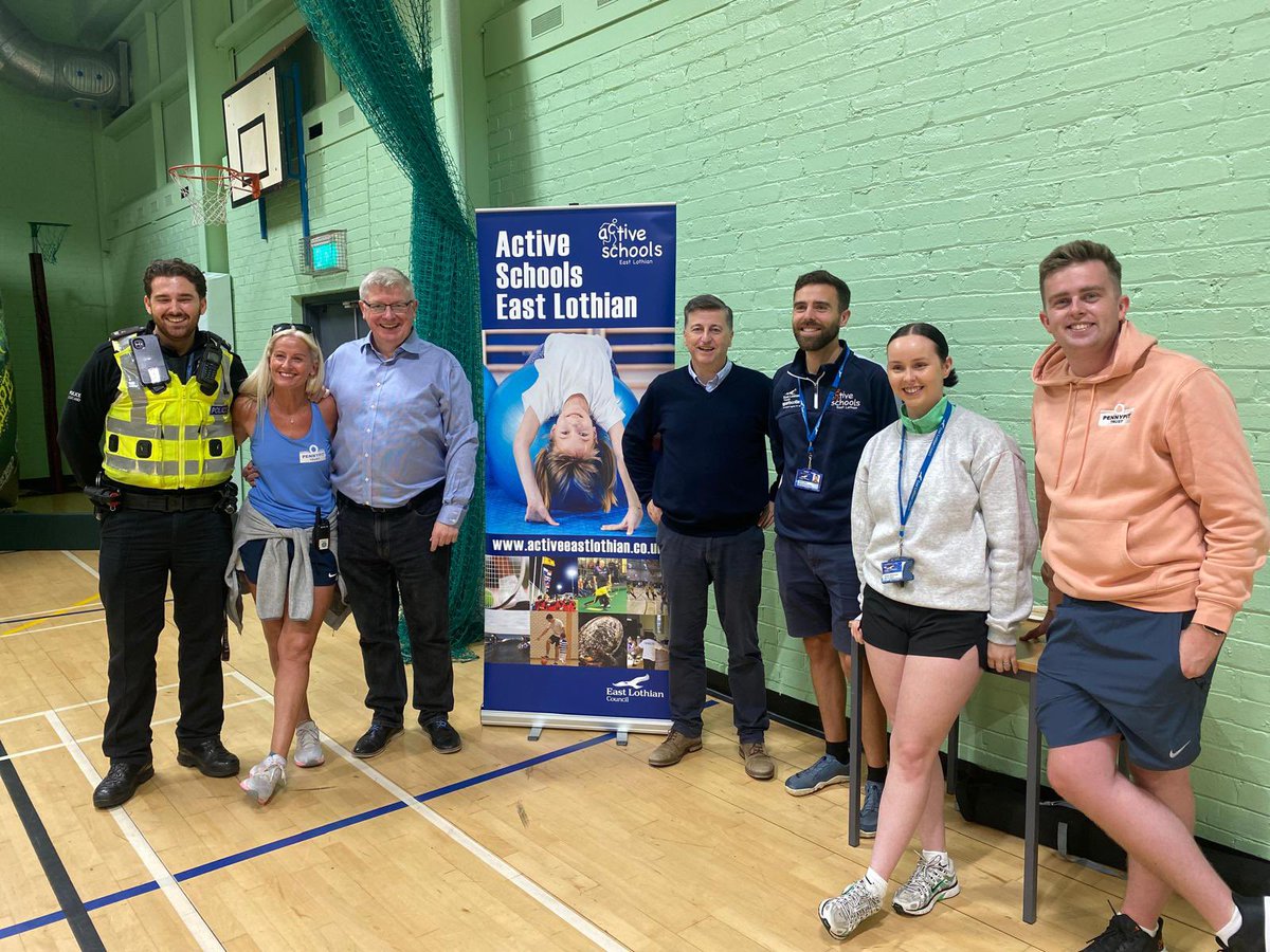 Douglas Alexander tweet media