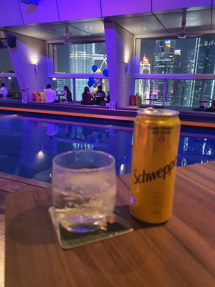 今夜はこんなところにいます