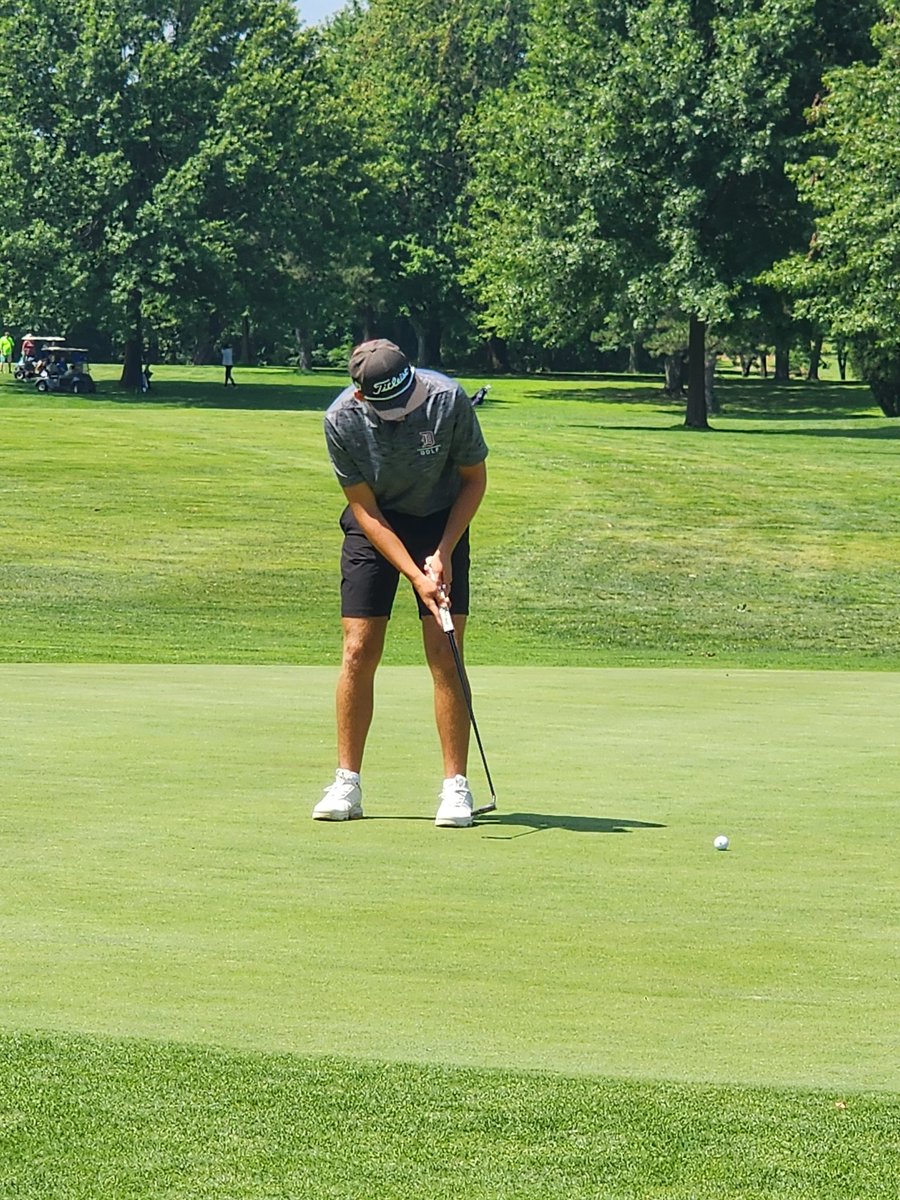 Dover Golf Team tweet media