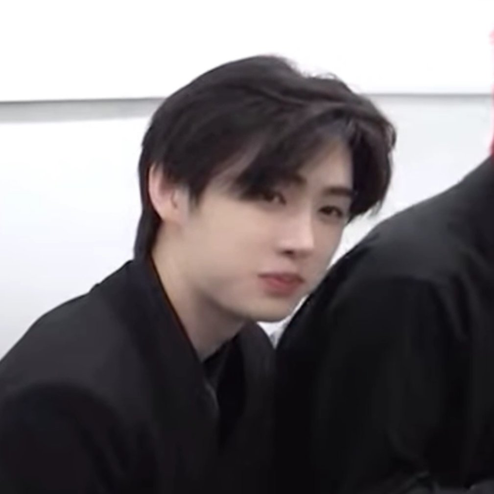 박성훈 그만 귀여워....